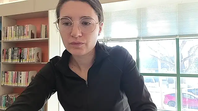 bambifarrina online show from February 11, 2026, 9:25 pm