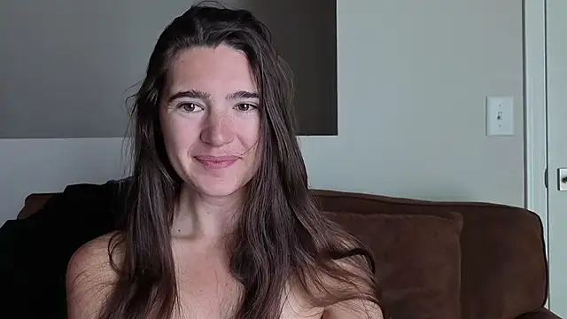 Snapshot of bambifarrina chatting on May 22, 2026, 4:05 pm bambifarrina online show from May 22, 2026, 4:05 pm