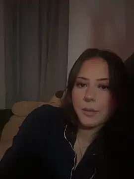 Snapshot of laylabliss chatting on September 8, 2025, 7:24 pm laylabliss online show from September 8, 2025, 7:24 pm