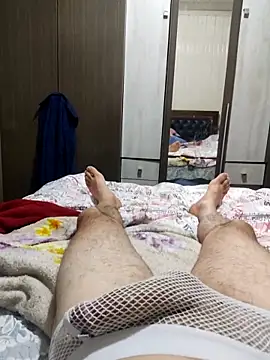 Gustavo198045 online show from September 30, 2025, 3:12 am