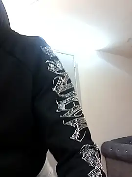 Snapshot of Foxxy_Doll chatting on September 20, 2025, 11:37 am Foxxy Doll online show from September 20, 2025, 11:37 am