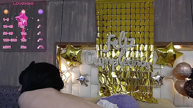 Snapshot of Foxxy_Doll chatting on October 6, 2025, 3:02 pm Foxxy Doll online show from October 6, 2025, 3:02 pm