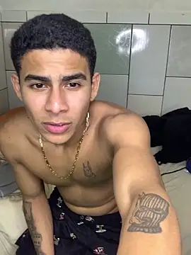 Snapshot of Novindot23cm chatting on January 15, 2026, 1:53 am Novindot23cm online show from January 15, 2026, 1:53 am