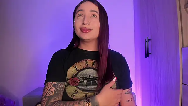 scarlett Collinss online show from February 14, 2026, 5:40 am