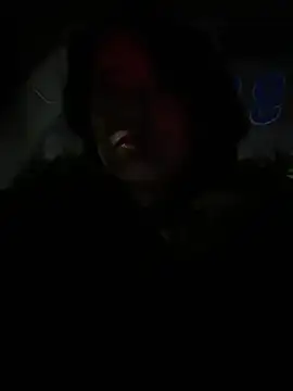 Snapshot of anna_yngs chatting on November 15, 2025, 1:37 pm anna yngs online show from November 15, 2025, 1:37 pm