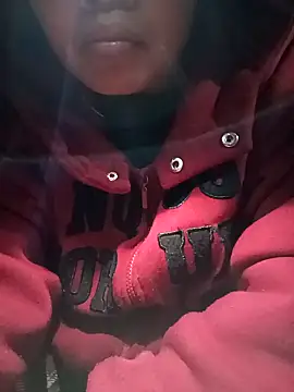   Sexxy   online show from December 16, 2025, 4:11 pm