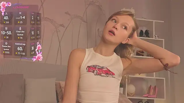 Snapshot of Kara_smalltits chatting on September 21, 2025, 12:10 pm Kara smalltits online show from September 21, 2025, 12:10 pm