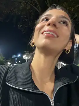 -juicy  online show from March 14, 2026, 12:27 am