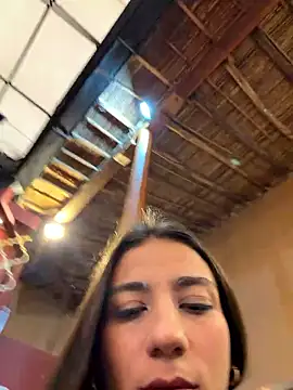 -juicy  online show from March 29, 2026, 10:55 pm