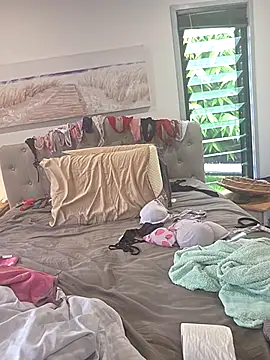 iamthepublickmasterbater online show from February 26, 2026, 10:21 pm