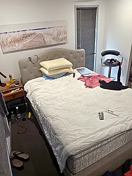 iamthepublickmasterbater online show from February 2, 2026, 1:37 am