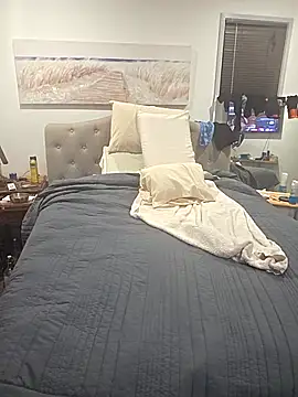 iamthepublickmasterbater online show from February 18, 2026, 4:47 pm