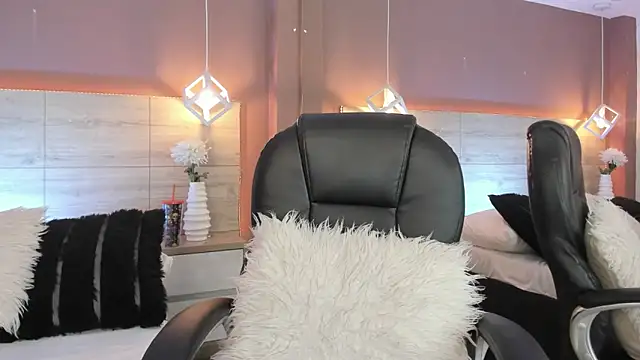 aa lunit online show from December 21, 2025, 1:24 pm