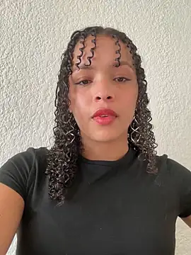 Snapshot of Yasmin777_ chatting on March 24, 2026, 6:19 pm Yasmin777 online show from March 24, 2026, 6:19 pm