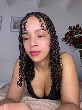 Yasmin777  online show from May 14, 2026, 4:59 pm