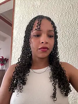 Yasmin777  online show from February 26, 2026, 7:14 pm