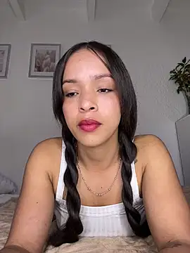 Snapshot of Yasmin777_ chatting on June 20, 2026, 10:37 pm Yasmin777 online show from June 20, 2026, 10:37 pm