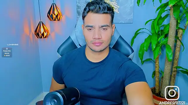 AndresR3 online show from September 10, 2025, 1:37 am