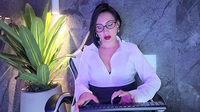 Snapshot of Anxelica_Macondo_ chatting on March 3, 2026, 8:05 pm Anxelica Macondo online show from March 3, 2026, 8:05 pm