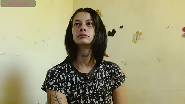 Akasha001 online show from November 22, 2025, 2:16 pm