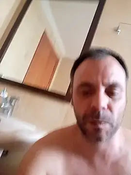 Snapshot of manchego85 chatting on April 12, 2026, 3:37 pm manchego85 online show from April 12, 2026, 3:37 pm