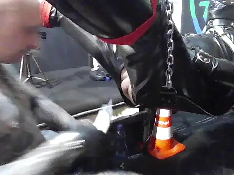 object857 online show from December 21, 2025, 12:51 pm