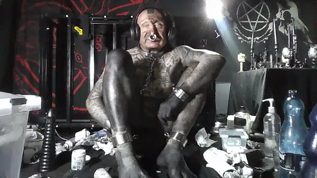 object857 online show from April 14, 2026, 8:19 am