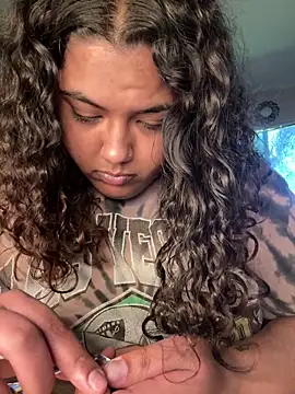 Snapshot of 1n0nlythroat chatting on February 23, 2026, 8:53 pm 1n0nlythroat online show from February 23, 2026, 8:53 pm