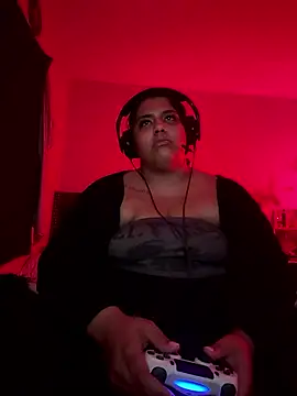 Snapshot of 1n0nlythroat chatting on January 10, 2026, 6:20 am 1n0nlythroat online show from January 10, 2026, 6:20 am