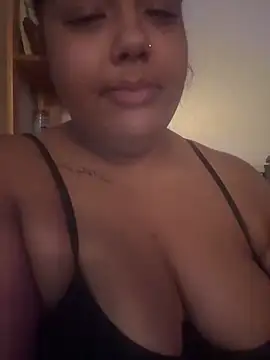 1n0nlythroat online show from May 26, 2026, 2:09 am