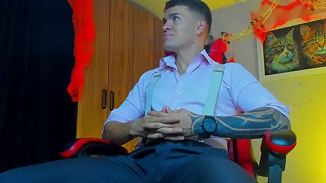 ALPHA DOMINUS  online show from October 14, 2025, 3:18 am