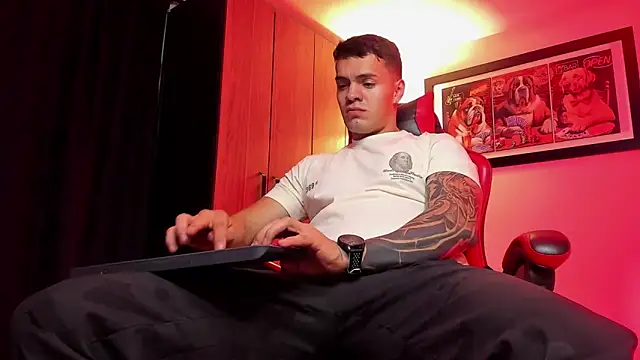 ALPHA DOMINUS  online show from December 19, 2025, 4:16 am