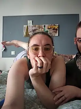 AndHerXO online show from March 12, 2026, 12:31 pm