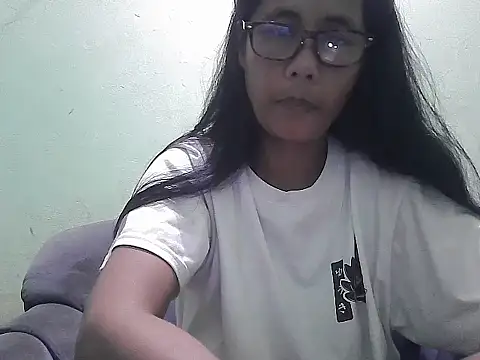 HotLadyPinay32 online show from December 20, 2025, 12:46 am