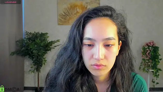 FlirtyAura online show from March 19, 2026, 3:39 am