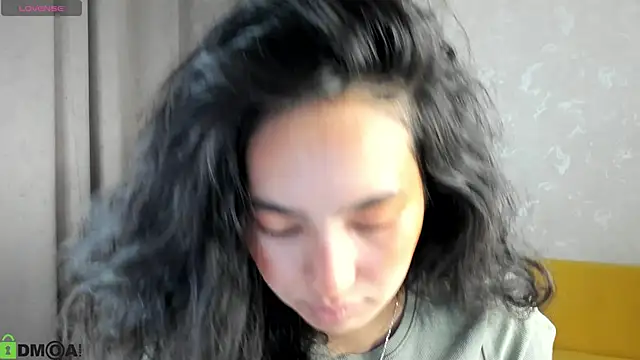 Snapshot of FlirtyAura chatting on December 15, 2025, 3:45 am FlirtyAura online show from December 15, 2025, 3:45 am