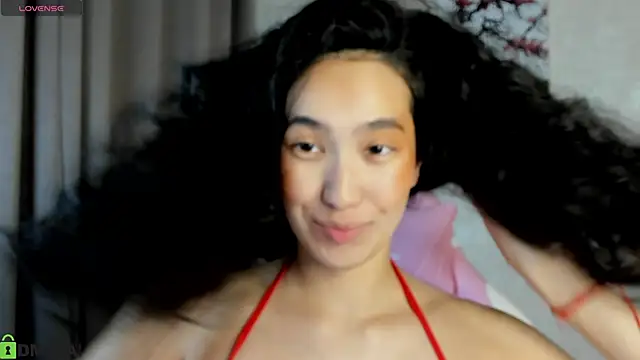 Snapshot of FlirtyAura chatting on December 2, 2025, 3:52 am FlirtyAura online show from December 2, 2025, 3:52 am