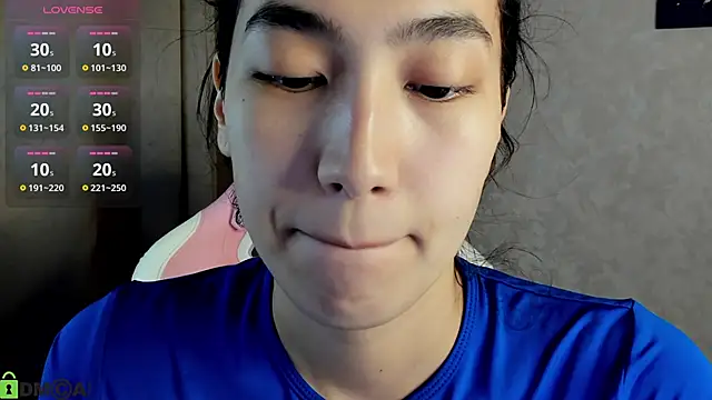 Snapshot of FlirtyAura chatting on November 25, 2025, 2:12 am FlirtyAura online show from November 25, 2025, 2:12 am