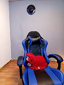 Snapshot of jhonny_thes28 chatting on February 26, 2026, 9:53 am jhonny thes28 online show from February 26, 2026, 9:53 am