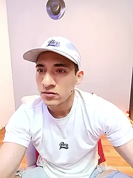 Snapshot of jhonny_thes28 chatting on January 7, 2026, 9:14 am jhonny thes28 online show from January 7, 2026, 9:14 am