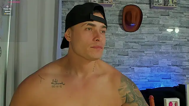 Snapshot of connorsmiith chatting on November 21, 2025, 9:36 pm connorsmiith online show from November 21, 2025, 9:36 pm