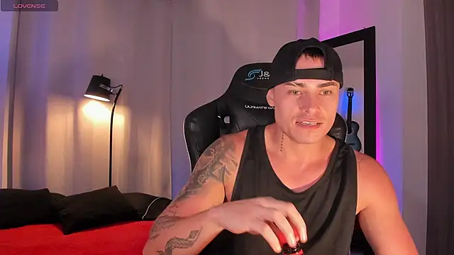 Snapshot of connorsmiith chatting on July 5, 2026, 1:21 am connorsmiith online show from July 5, 2026, 1:21 am