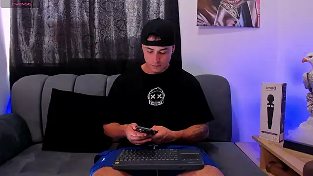 Snapshot of connorsmiith chatting on November 7, 2025, 9:41 pm connorsmiith online show from November 7, 2025, 9:41 pm