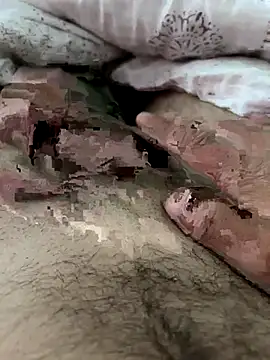 milfshakeow online show from September 17, 2025, 2:08 pm