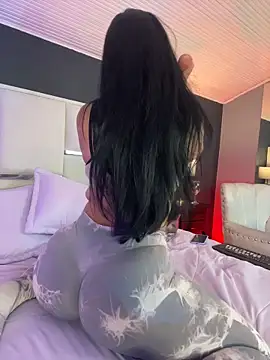 Snapshot of BellaFernandez__ chatting on January 13, 2026, 12:09 pm BellaFernandez online show from January 13, 2026, 12:09 pm