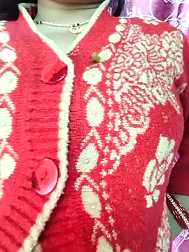 Snapshot of raju-ki-rani chatting on December 15, 2025, 6:08 am raju-ki-rani online show from December 15, 2025, 6:08 am