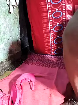 Snapshot of raju-ki-rani chatting on November 26, 2025, 5:46 pm raju-ki-rani online show from November 26, 2025, 5:46 pm