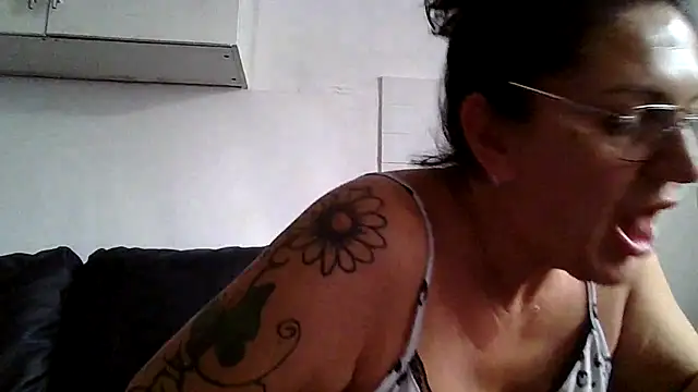 Snapshot of RubyyRosee chatting on June 29, 2026, 8:54 am RubyyRosee online show from June 29, 2026, 8:54 am