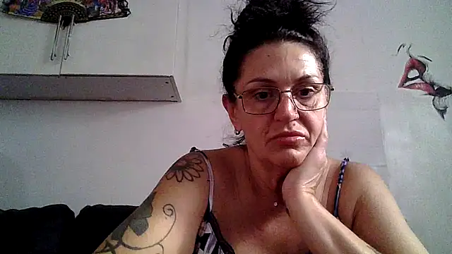 Snapshot of RubyyRosee chatting on July 1, 2026, 5:41 am RubyyRosee online show from July 1, 2026, 5:41 am