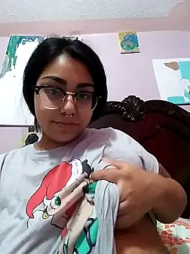 Lovelyrainn online show from September 22, 2025, 11:38 am